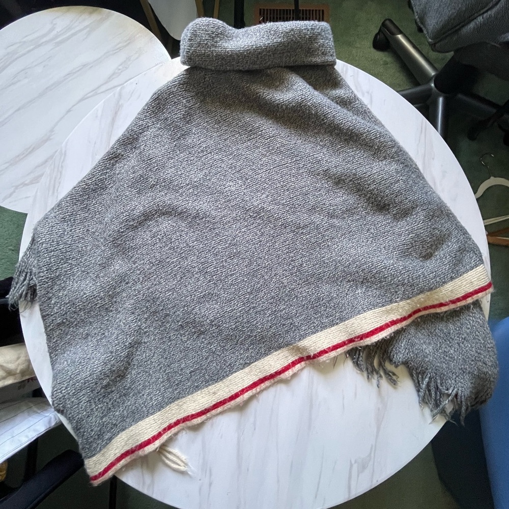 Roots Kids - Knitted Poncho - Size S-M